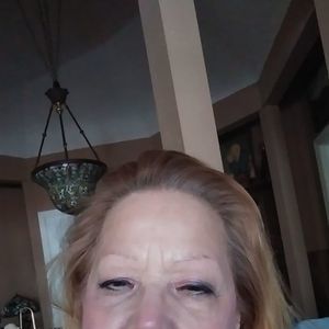 Meet your Posher, Isabel